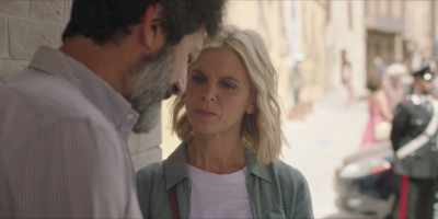[sighs] - Signora Volpe