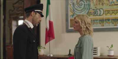 [sighs] - Signora Volpe