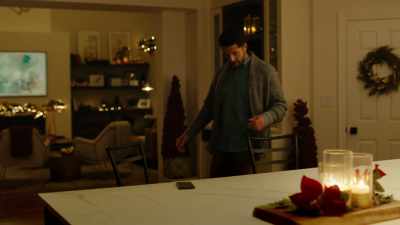 (sighs) - Mom's Christmas Boyfriend