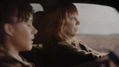 [sighs] - Reba McEntire's The Hammer
