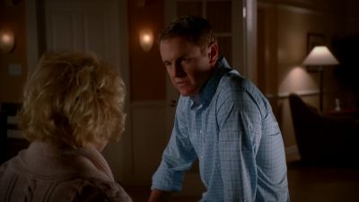(sighs) - Desperate Housewives