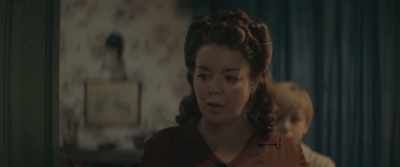 (SIGHS) - The Railway Children Return