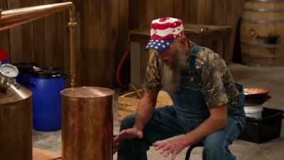 [sighs] - Moonshiners: Master Distiller