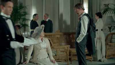 [SIGHS] - Grand Hotel