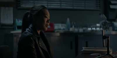 [SIGHS] - Batwoman