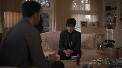 [sighs] - Chronicle Mysteries: Vines that Bind