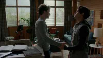 [sighs] - Pretty Little Liars: The Perfectionists