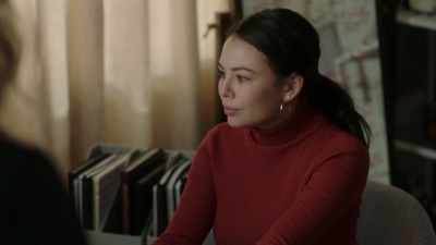 [sighs] - Pretty Little Liars: The Perfectionists