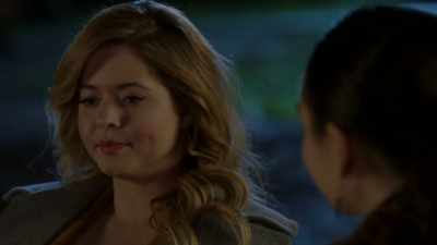 [sighs] - Pretty Little Liars: The Perfectionists