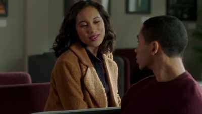 [sighs] - Pretty Little Liars: The Perfectionists