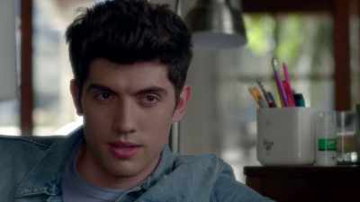 [sighs]
So, uh, what's my solution? - Famous in Love