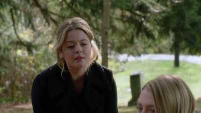 [sighs]
Taylor, why did you sneak out? - Pretty Little Liars: The Perfectionists