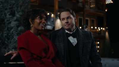 - (sighs) They
look like fairies. - Magic in Mistletoe