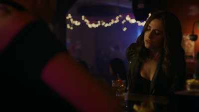 [sighs] Would you settle me up, please? - Imposters