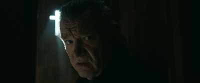 [SIGHS] Wouldn't you say
punching a policeman is a sin? - The Banshees of Inisherin