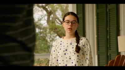 - [sighs] You seen my phone?
- [Rafe] What? - Outer Banks