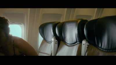 (signal dings)
(seat belts rattle) - Katie's Mom