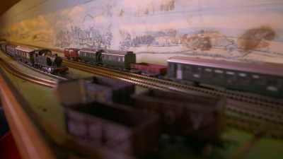 Signals, stations, sidings,
old carriages, new carriages. - Great Rail Restorations with Peter Snow
