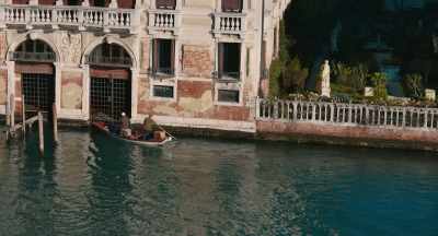 Signore Poirot, your pastries. - A Haunting in Venice