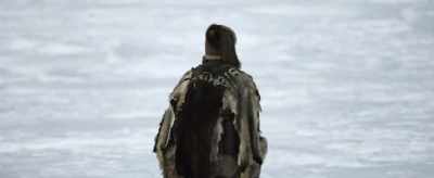  SIGRID:
 [whispers] Wake up. - The Great Alaskan Race