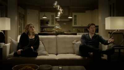 ["Silent Night" continues] - Good Girls