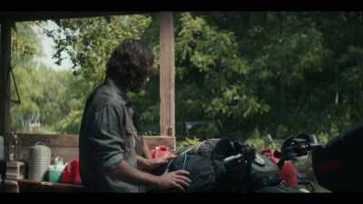 Siloed.
I don't really know anybody else. - Y: The Last Man