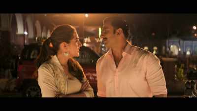 Simmba, Dhiraj is my friend,
and there's nothing between us. - Simmba