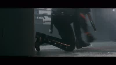 Simon says:. - Demolition Man