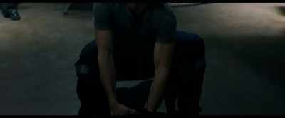 [Simon sighs]
[Nate coughs] - Novocaine