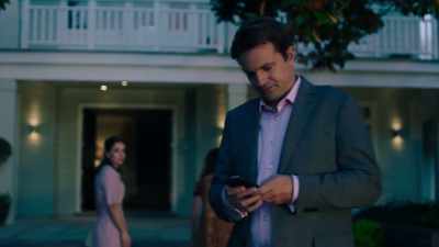 -Simon? Simon.
-[phone beeping] - The Bad Seed