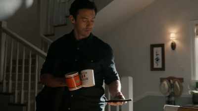 - Simon?
- Yeah, he started calling - The Company You Keep