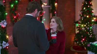 - Simple and classic, I like it.
- Yeah. - Operation Mistletoe