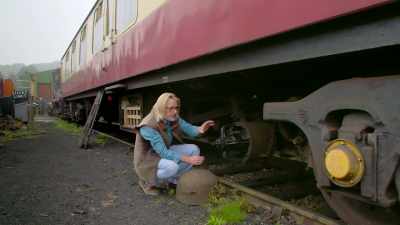 Simple, but electricity took
a long time to take over. - Great Rail Restorations with Peter Snow