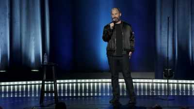 Simt că mor!" Ăsta-i primul gând. - Tom Segura: Disgraceful