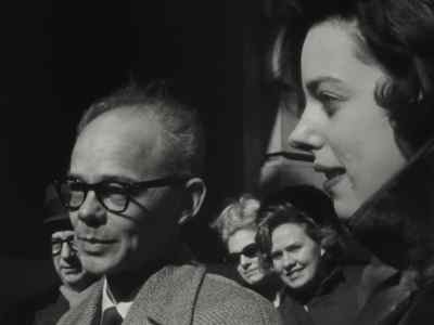 - Sing it, baby. Yeah, sing it.
- No, George. - Beatles '64