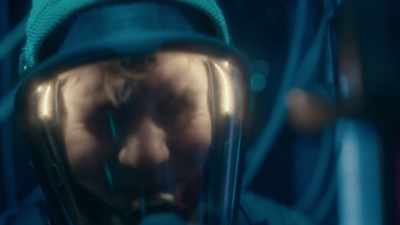 [Singer, on message] 
All right, Samy. - The Astronauts