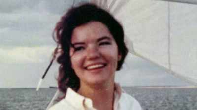 Singer: ♪ Yeah ♪ - Raise Hell: The Life & Times of Molly Ivins