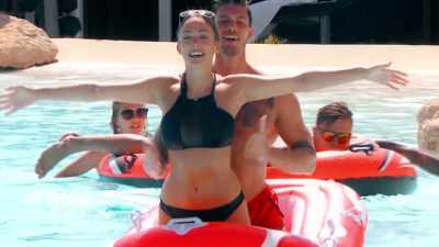 SINGER: # You're here - Love Island