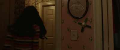 [singing continues]
You sheltered me from harm - Annabelle Comes Home