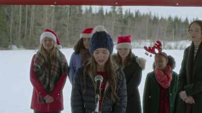(SINGING) Dashing through
the snow in a one horse - Meeting Mr. Christmas