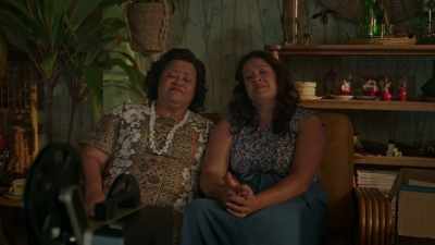 - [singing
in Polynesian dialect] - Young Rock