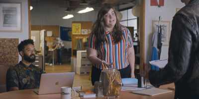 [singing]
RYAN: Oh, my God. - Shrill