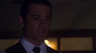 Sir, this bullet went through somebody. - Murdoch Mysteries
