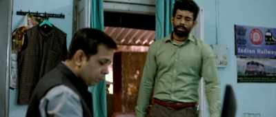 Sir... you called - - Mukkabaaz