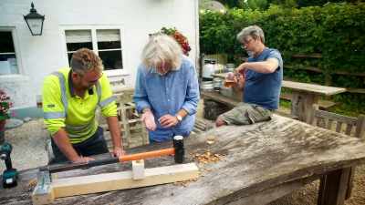 Sir, you have won half a nut. - James May and the Dull Men