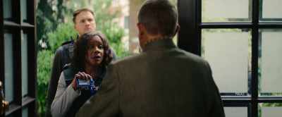Sir Hector Blake? I'm DS Ella Lloyd.
Can we step inside, please, for a chat? - I Came By