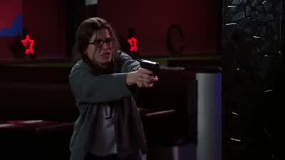 Sir, he's turning purple! - Miss Congeniality
