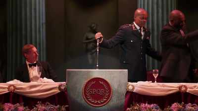 Sir, I hope my words
disbenched you not. - Coriolanus
