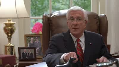 Sir I think you need to go on TVand convince the people that there is no such thing as a UFODon't spell in front of me damn it - Scary Movie 3