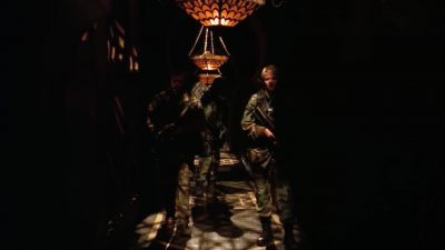 Sir, I'd like to perform
a full spectrum analysis on that light. - Stargate SG-1